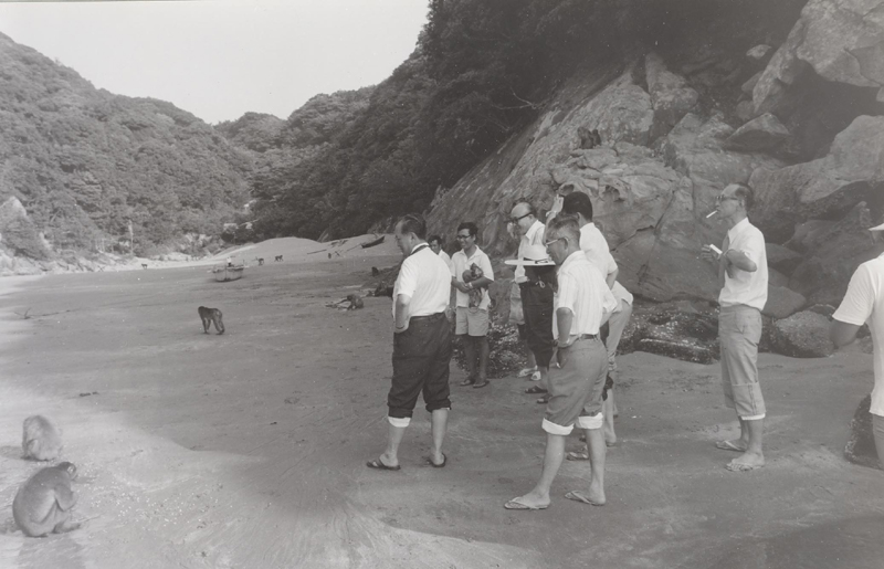 京大動物学主任教授宮地傳三郎博士来幸（昭和３１年８月２６日）